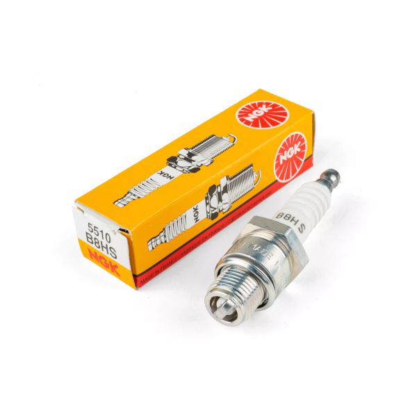 NGK Candela Accensione B8HS Passo Corto Piaggio VESPA 50 -SPECIAL - L - R - 125 - ET3 - PRIMAVERA - PK - PKXL - PX - PXE - HP - RALLY - SPRINT - COSA