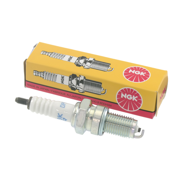 NGK Candela Accensione CR8E Scooter e Moto BETA - BENELLI - KAWASAKI - SYM - SUZUKI - FANTIC - VENT - YAMAHA - KYMCO - ZONTES - CF MOTO